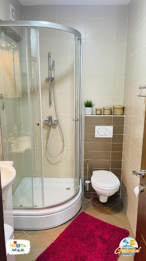 Gabrijel Apartments Makarska 1 المظهر الخارجي الصورة